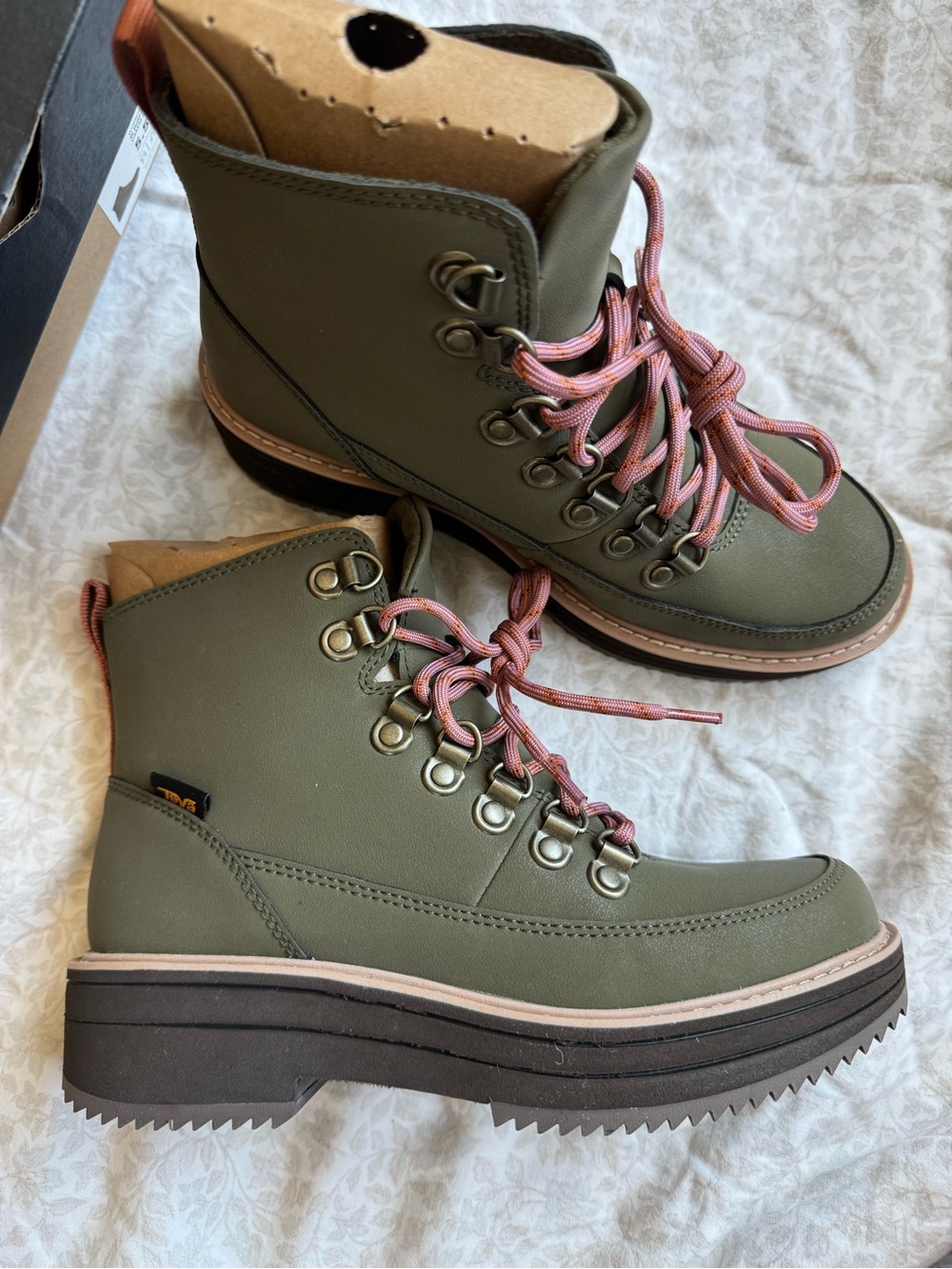 Teva Women’s Midform Boot - Picture 2 of 7